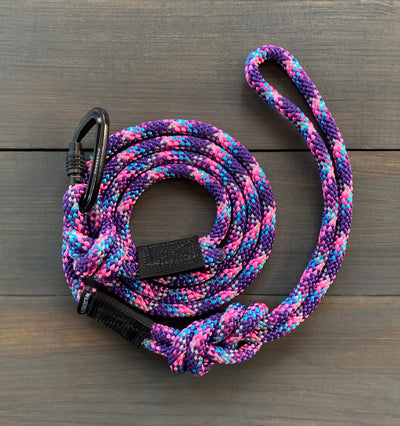 Razzleberry Reflective Small Carabiner Leash